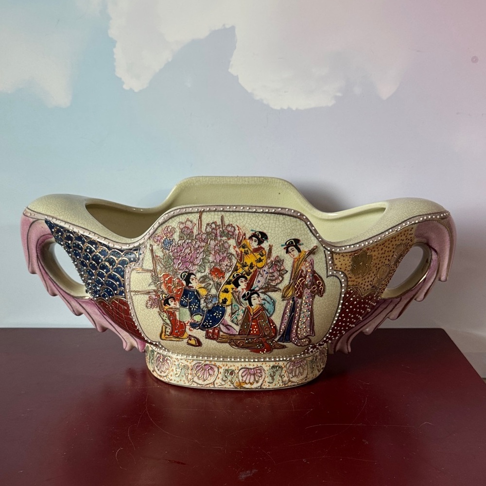 Exquisite Handcrafted Beaded Royal Satsuma Bowl/Vase with Oriental Figurine